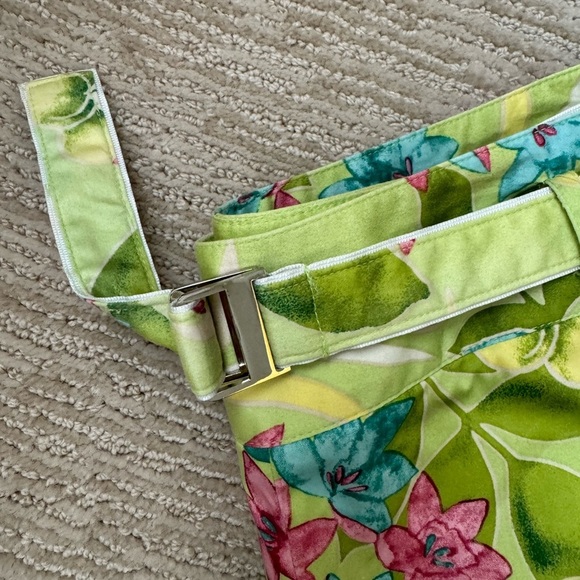 Kate Hill Green Floral Crop Pants, Size 10 - Picture 2 of 11